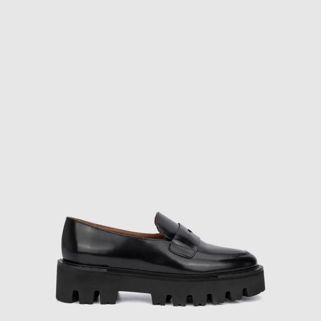 Aquatalia Flats | Alexi Black