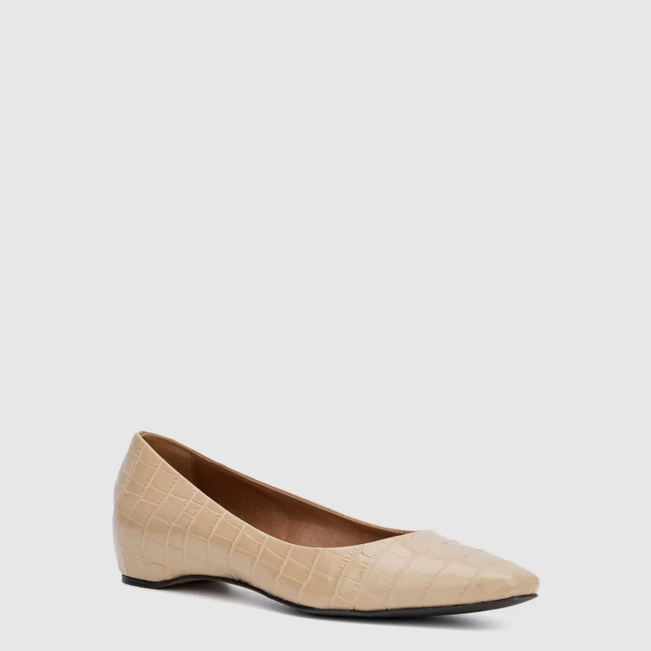 Aquatalia Flats | Marcella Beige